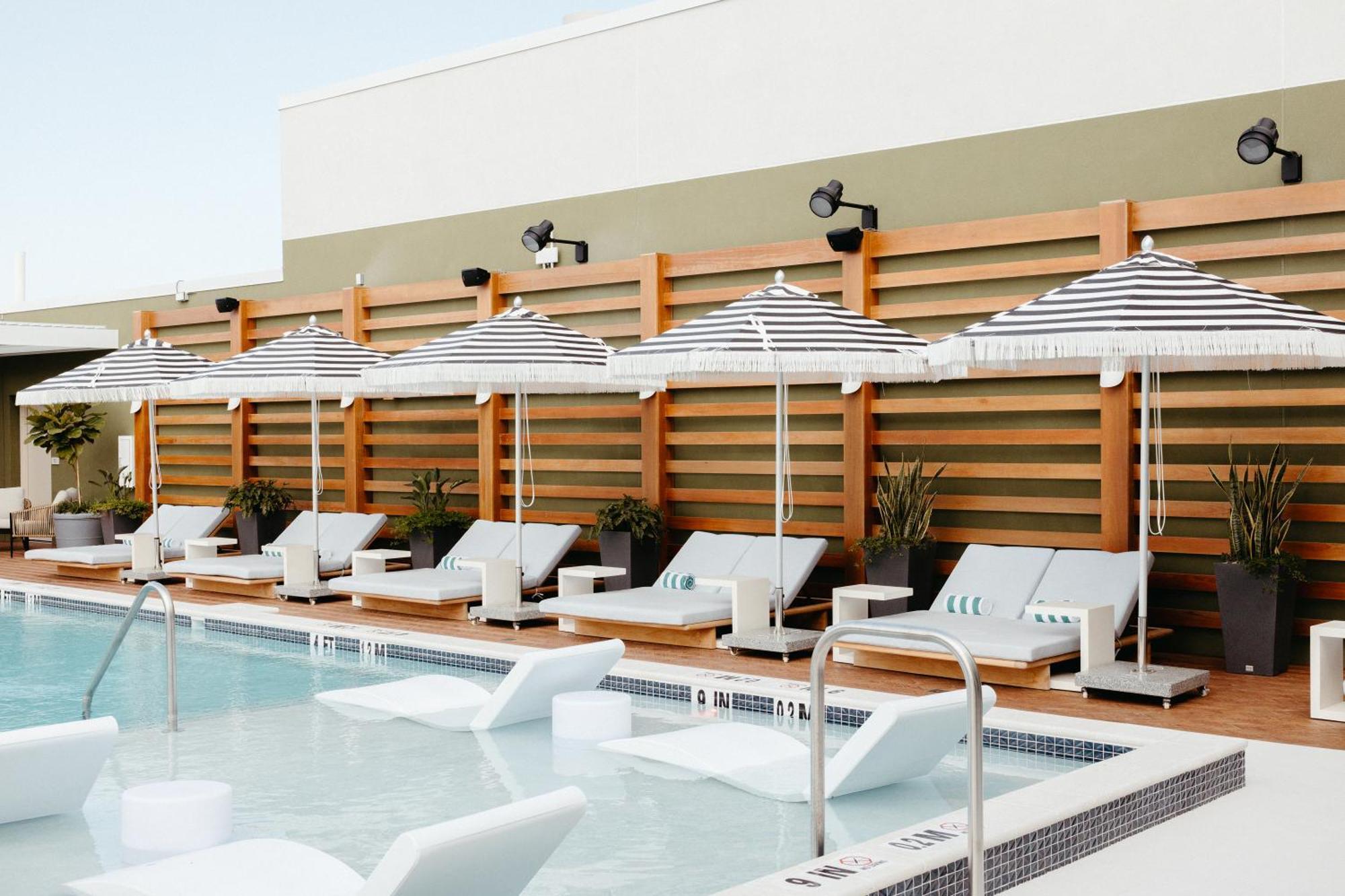 The Hiatus Clearwater Beach, Curio Collection By Hilton Luaran gambar